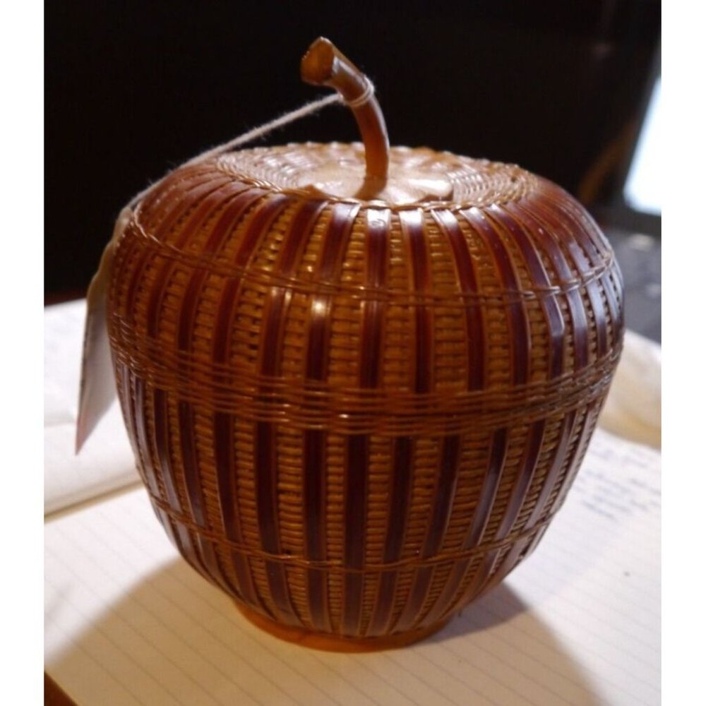 Vintage Wicker Apple Basket Box With Lid 5.5" T Boho Teacher Gift Woven Rattan